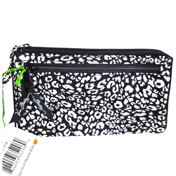 Vera Bradley NWT Blk and White Floral Large Wristlet Wallet - Picture 2 of 2